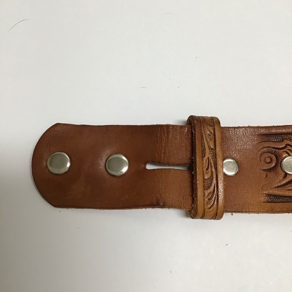 Montana Leather Belt SZ 28 Tooled Tan Western Wagon Buckle Kalispell MT Vintage - Picture 14 of 16